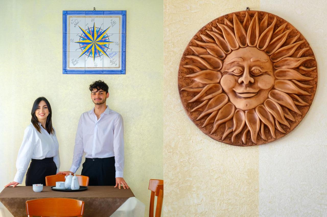 Hotel Solki SantʼAntìoco Zewnętrze zdjęcie